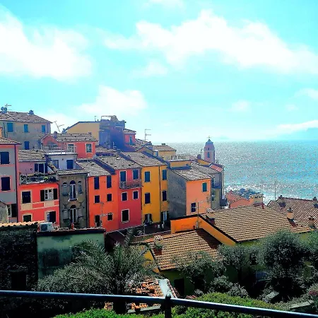 Apartments Tellaro *