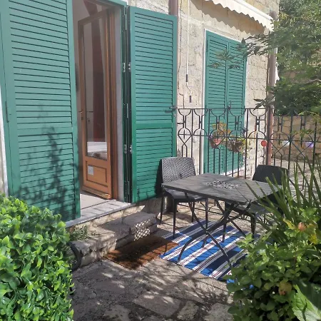 Tatil Evi Apartments Tellaro *