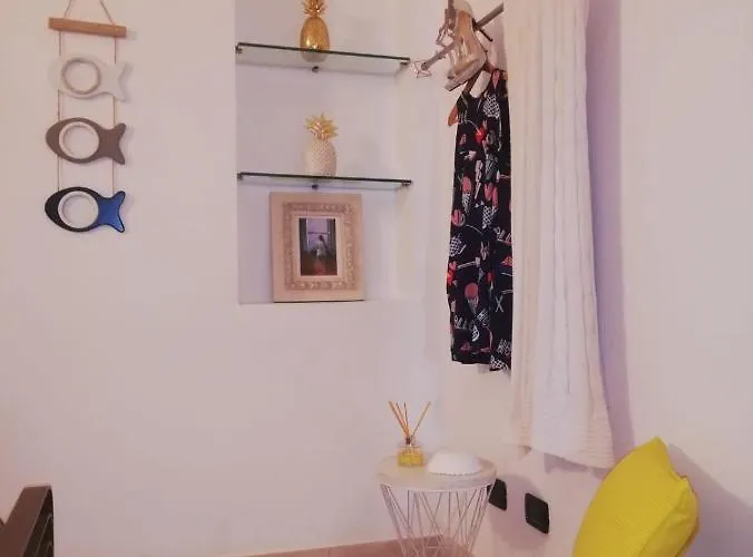 Apartments Tellaro