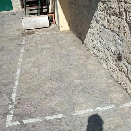Apartments Tellaro * Телларо