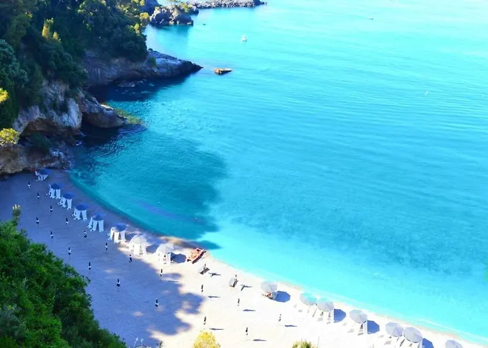 Semesterbostad Apartments Tellaro